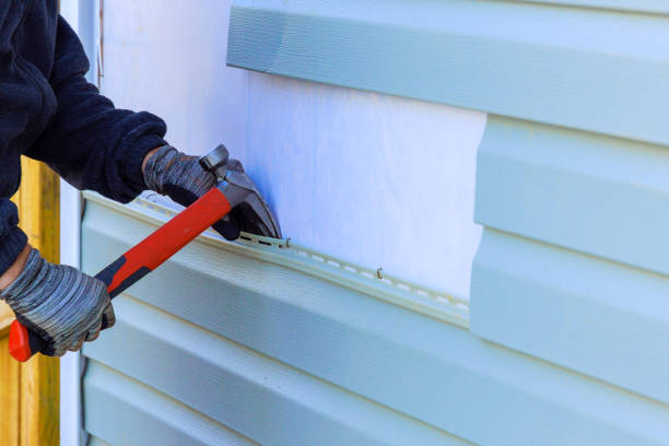 Trusted Emergency Siding Repair service in Middletown, OH - Creative Siding